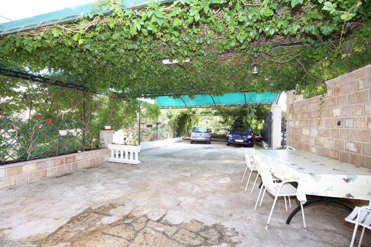 Apartment Bol 13413F Екстер'єр фото